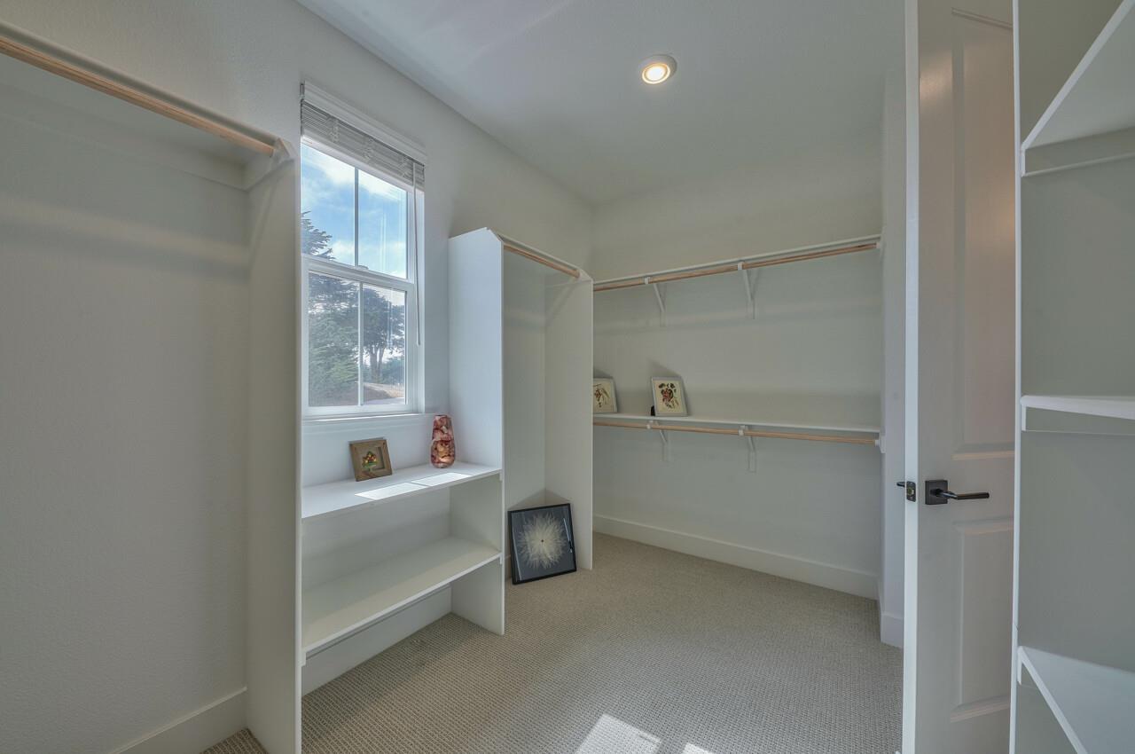 Detail Gallery Image 24 of 34 For 1763 Fairway Dr, Seaside,  CA 93955 - 4 Beds | 4/1 Baths