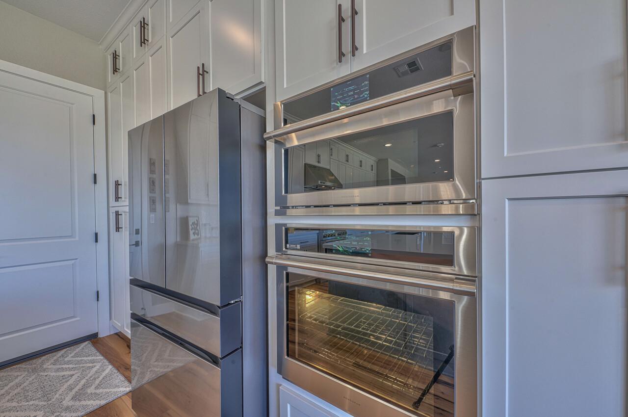 Detail Gallery Image 9 of 34 For 1763 Fairway Dr, Seaside,  CA 93955 - 4 Beds | 4/1 Baths