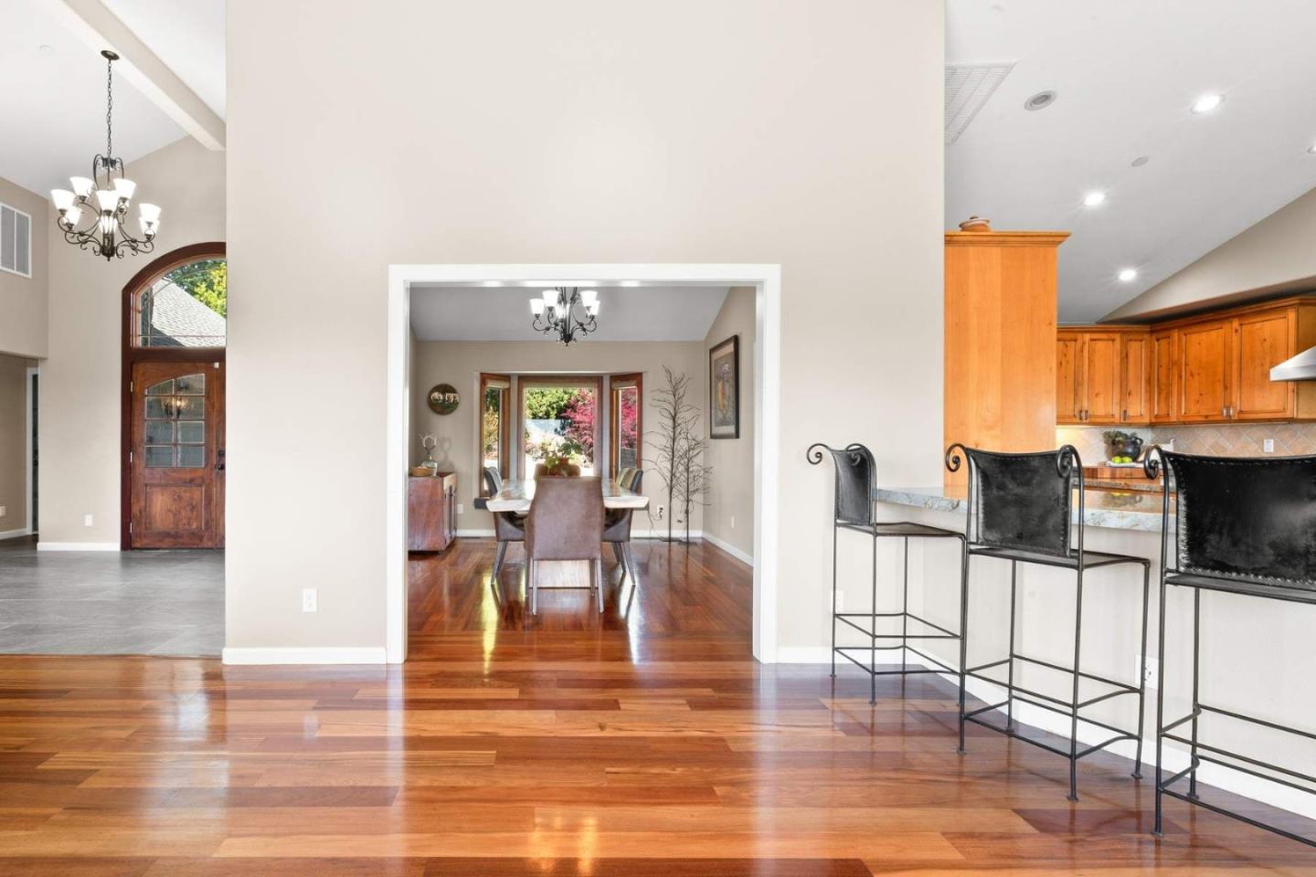 Detail Gallery Image 16 of 67 For 24101 Mountain Charlie Road, Los Gatos,  CA 95033 - 4 Beds | 3/2 Baths