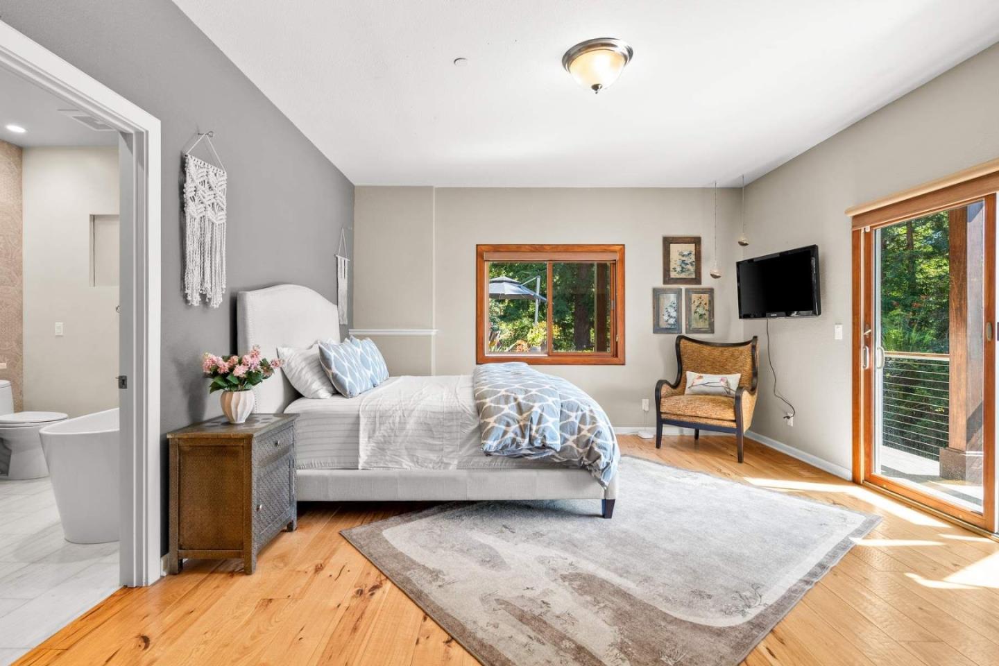 Detail Gallery Image 34 of 67 For 24101 Mountain Charlie Road, Los Gatos,  CA 95033 - 4 Beds | 3/2 Baths