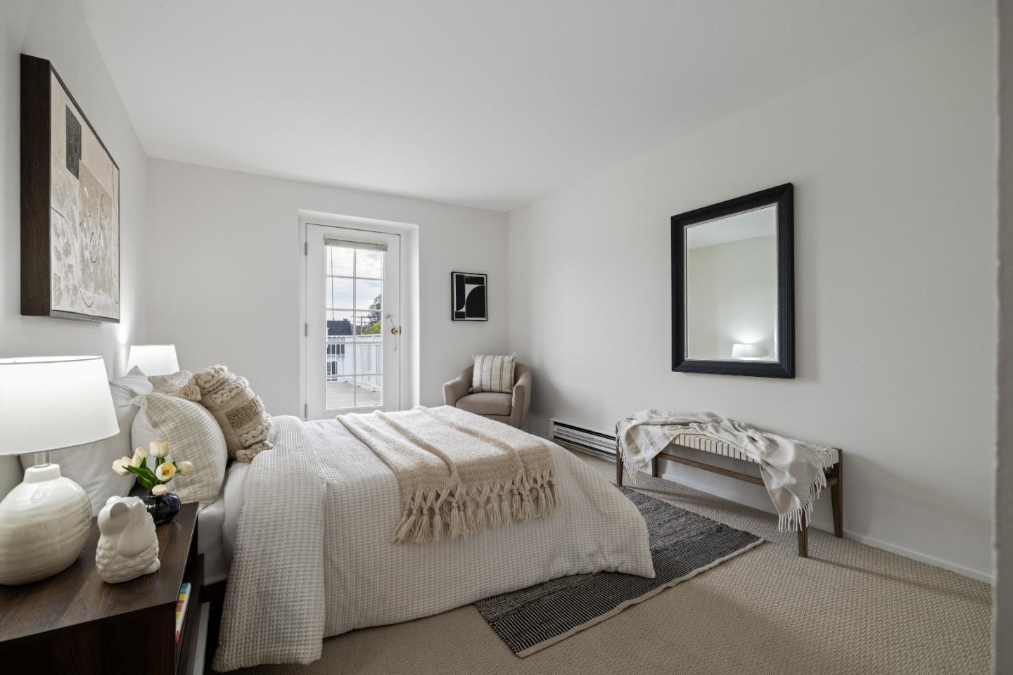 Detail Gallery Image 16 of 22 For 1945 Mount Vernon Ct #16,  Mountain View,  CA 94040 - 2 Beds | 2 Baths