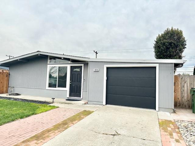 Detail Gallery Image 3 of 41 For 1864 Loyola Dr, San Jose,  CA 95122 - 3 Beds | 1 Baths