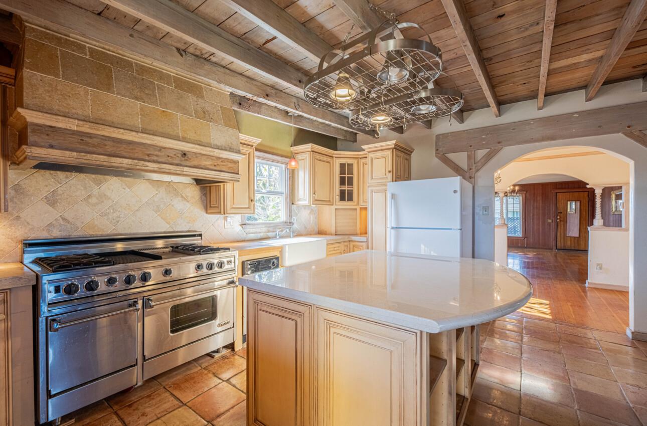 Detail Gallery Image 13 of 48 For 1800 Luxton St, Seaside,  CA 93955 - 3 Beds | 2 Baths