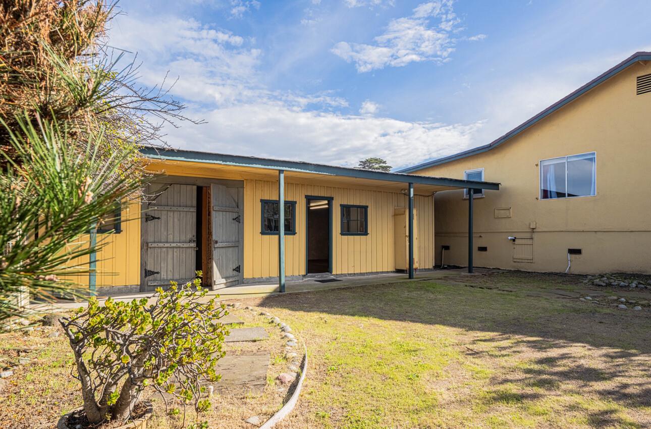 Detail Gallery Image 28 of 48 For 1800 Luxton St, Seaside,  CA 93955 - 3 Beds | 2 Baths