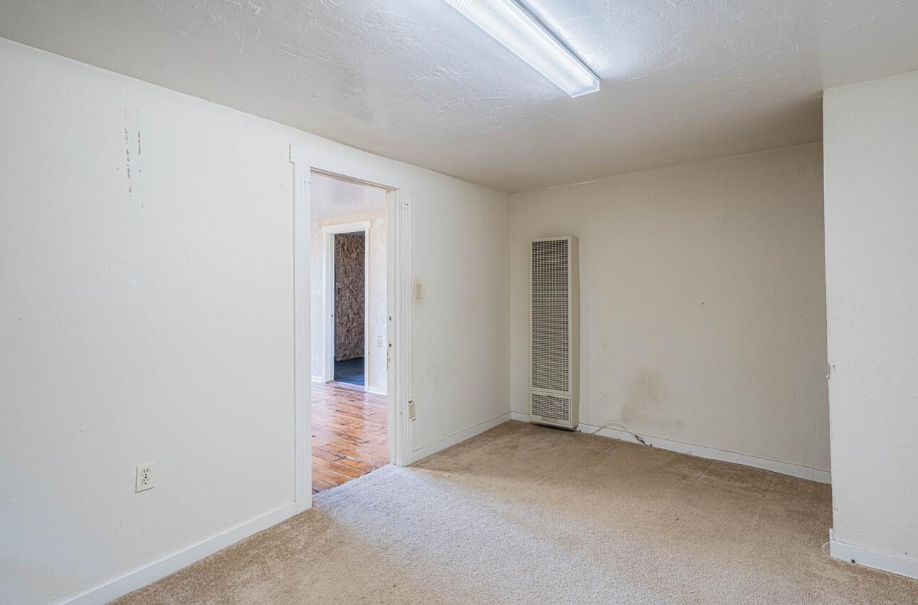 Detail Gallery Image 33 of 48 For 1800 Luxton St, Seaside,  CA 93955 - 3 Beds | 2 Baths