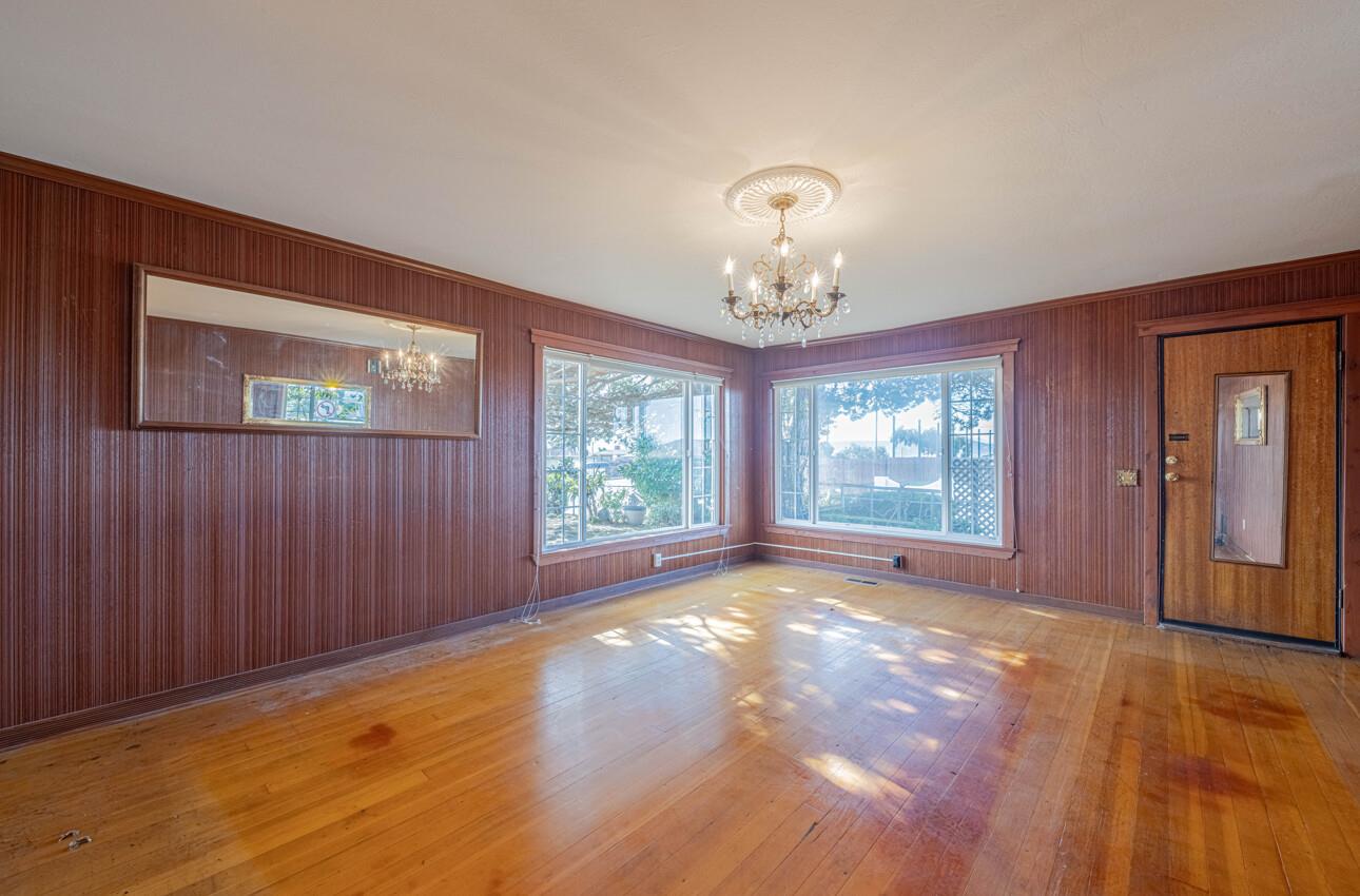 Detail Gallery Image 7 of 48 For 1800 Luxton St, Seaside,  CA 93955 - 3 Beds | 2 Baths