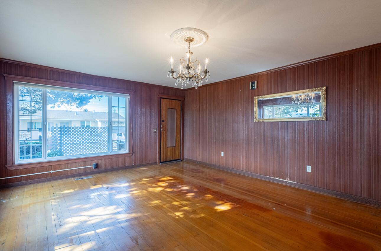 Detail Gallery Image 8 of 48 For 1800 Luxton St, Seaside,  CA 93955 - 3 Beds | 2 Baths