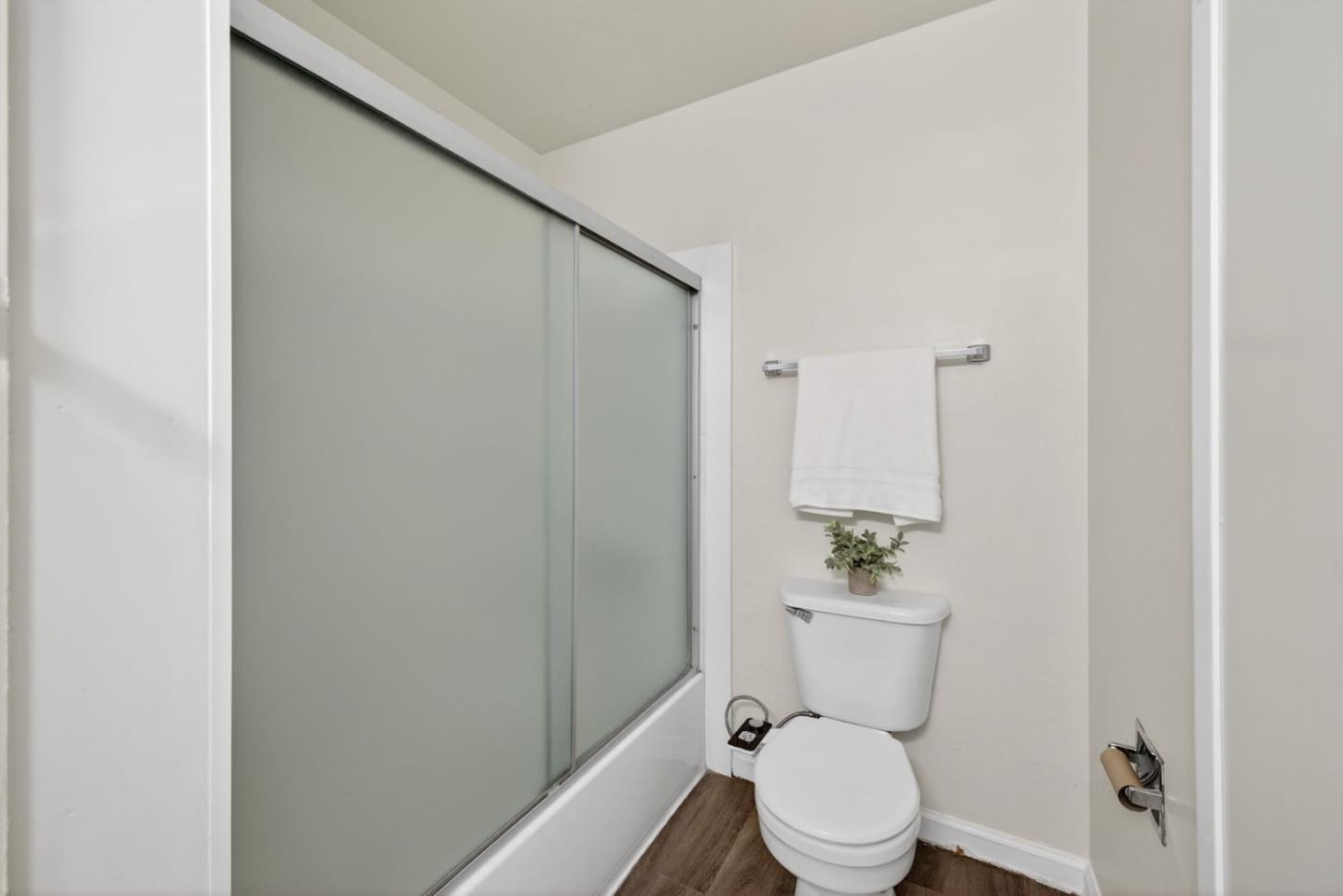 Photo #24: ML82032265 Listing: Photo #24