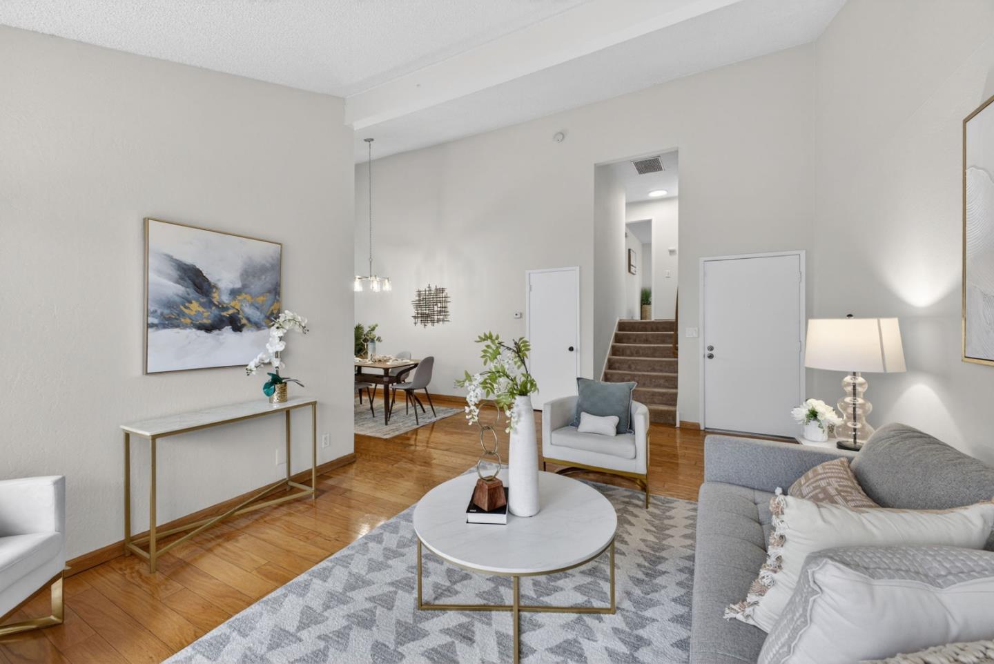 Photo #5: ML82032265 Listing: Photo #5