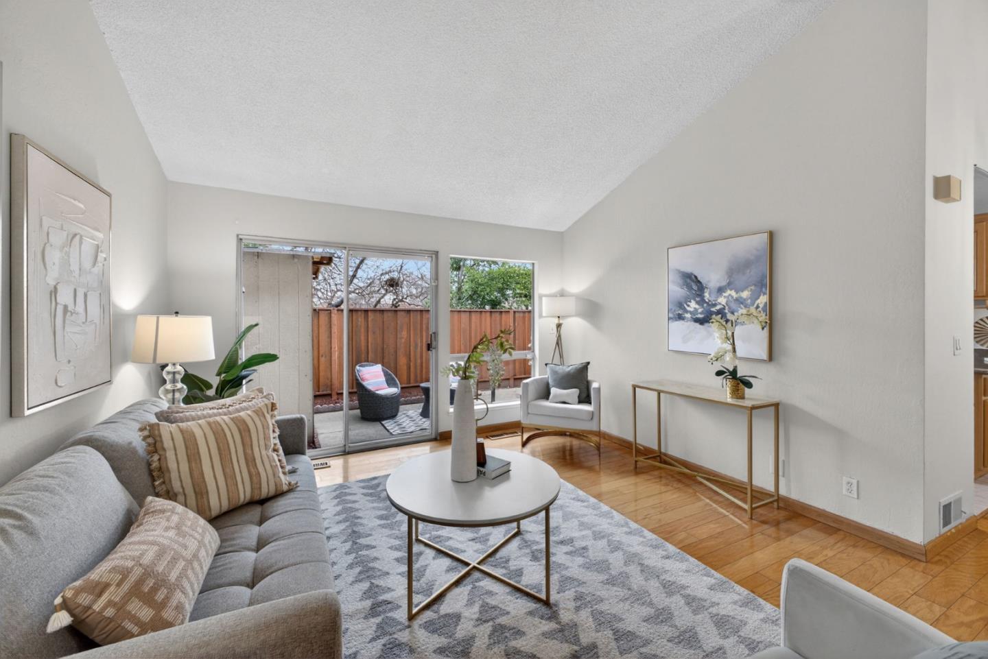 Photo #8: ML82032265 Listing: Photo #8