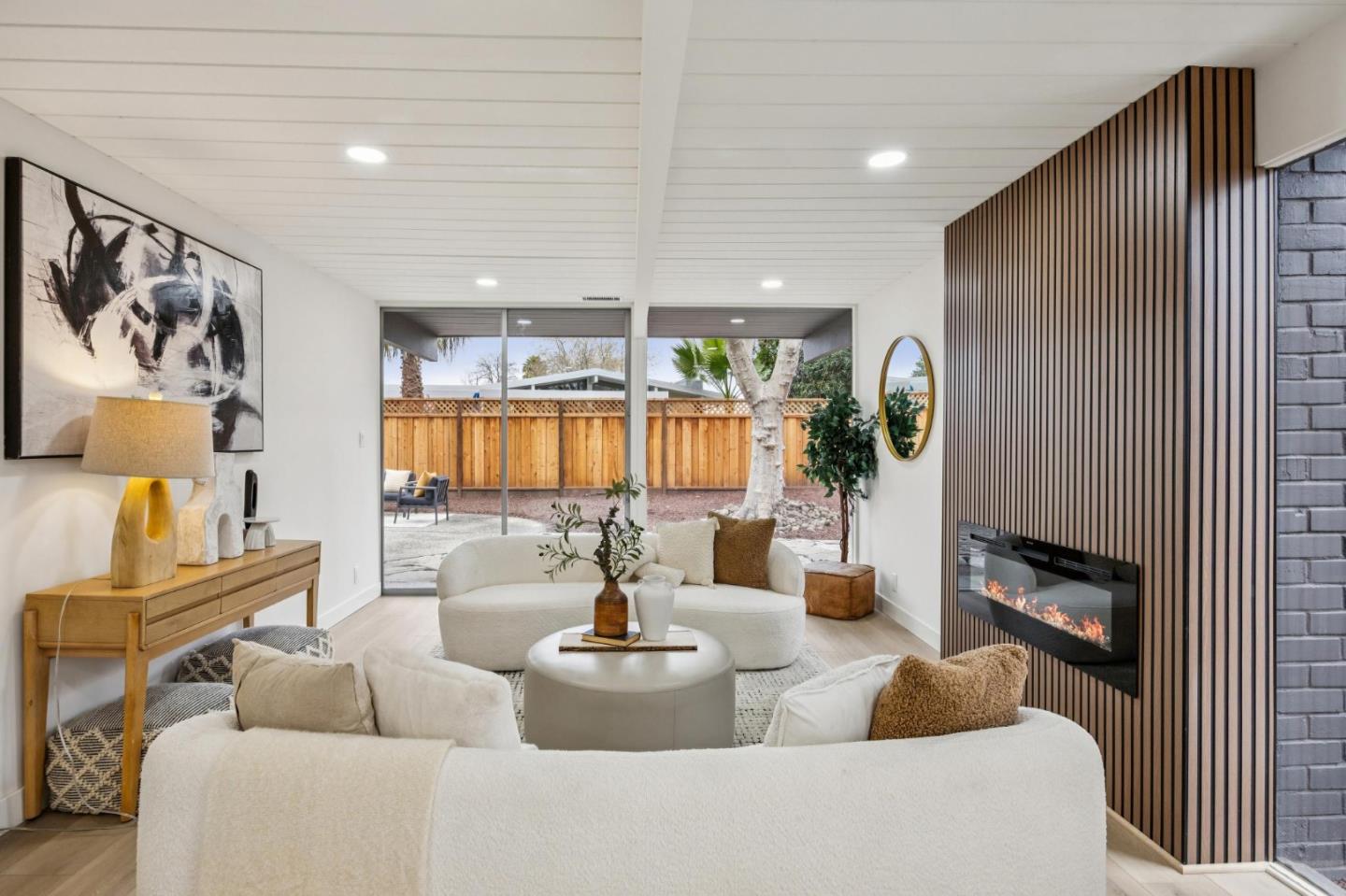 Detail Gallery Image 17 of 35 For 1617 Fairwood Ave, San Jose,  CA 95125 - 4 Beds | 2 Baths