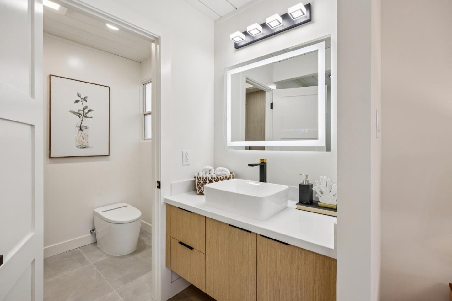 Detail Gallery Image 22 of 35 For 1617 Fairwood Ave, San Jose,  CA 95125 - 4 Beds | 2 Baths