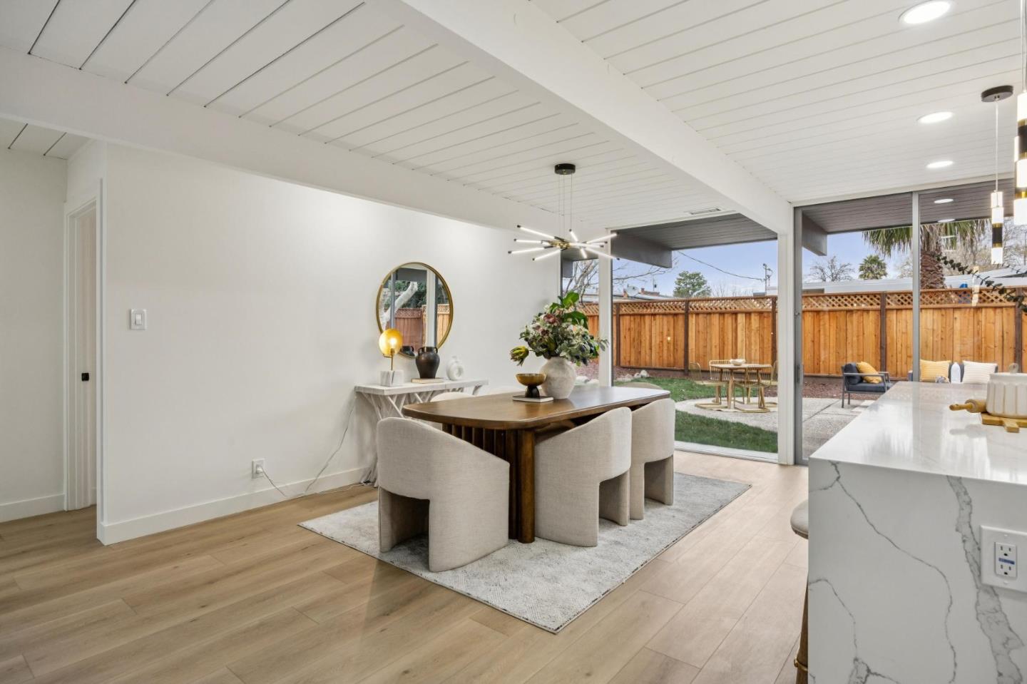 Detail Gallery Image 9 of 35 For 1617 Fairwood Ave, San Jose,  CA 95125 - 4 Beds | 2 Baths