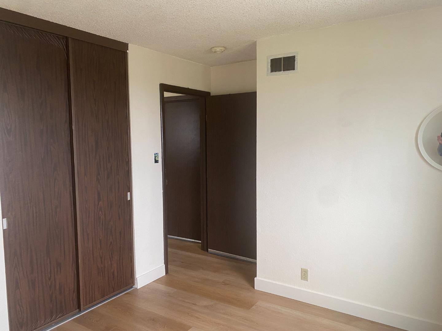 Detail Gallery Image 19 of 26 For 81 Camelot Ct, Daly City,  CA 94015 - 3 Beds | 2 Baths