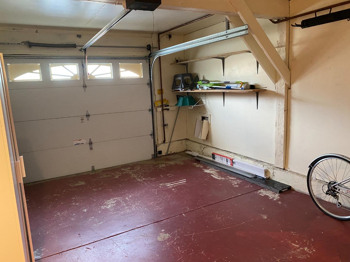 Detail Gallery Image 5 of 8 For 81 Camelot Ct, Daly City,  CA 94015 - 3 Beds | 2 Baths