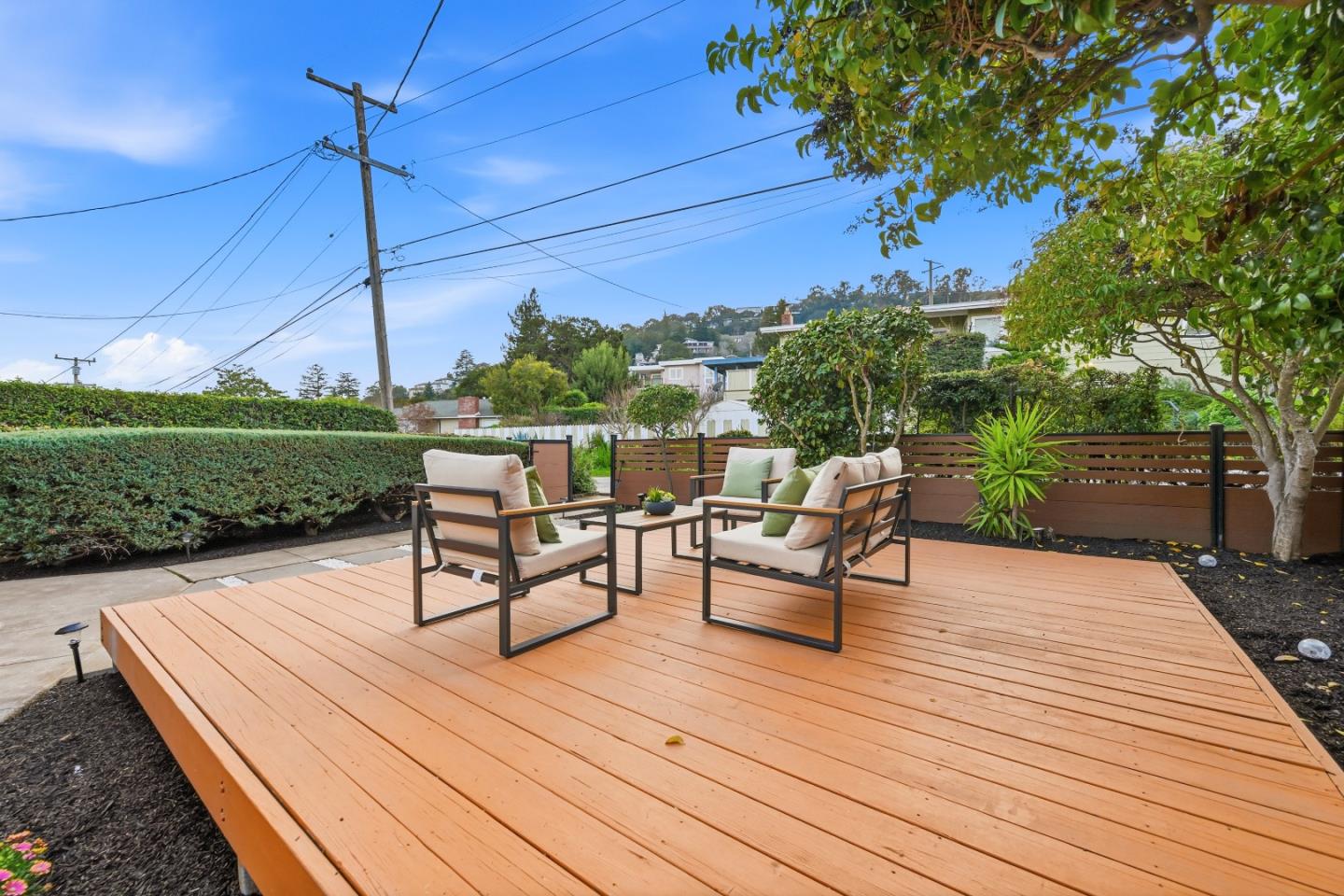 Detail Gallery Image 103 of 162 For 1609 Molitor Rd, Belmont,  CA 94002 - 4 Beds | 3 Baths