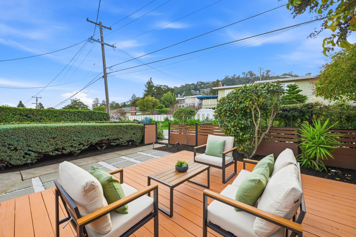 Detail Gallery Image 105 of 162 For 1609 Molitor Rd, Belmont,  CA 94002 - 4 Beds | 3 Baths