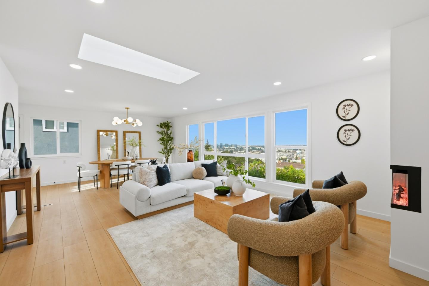 Detail Gallery Image 13 of 162 For 1609 Molitor Rd, Belmont,  CA 94002 - 4 Beds | 3 Baths