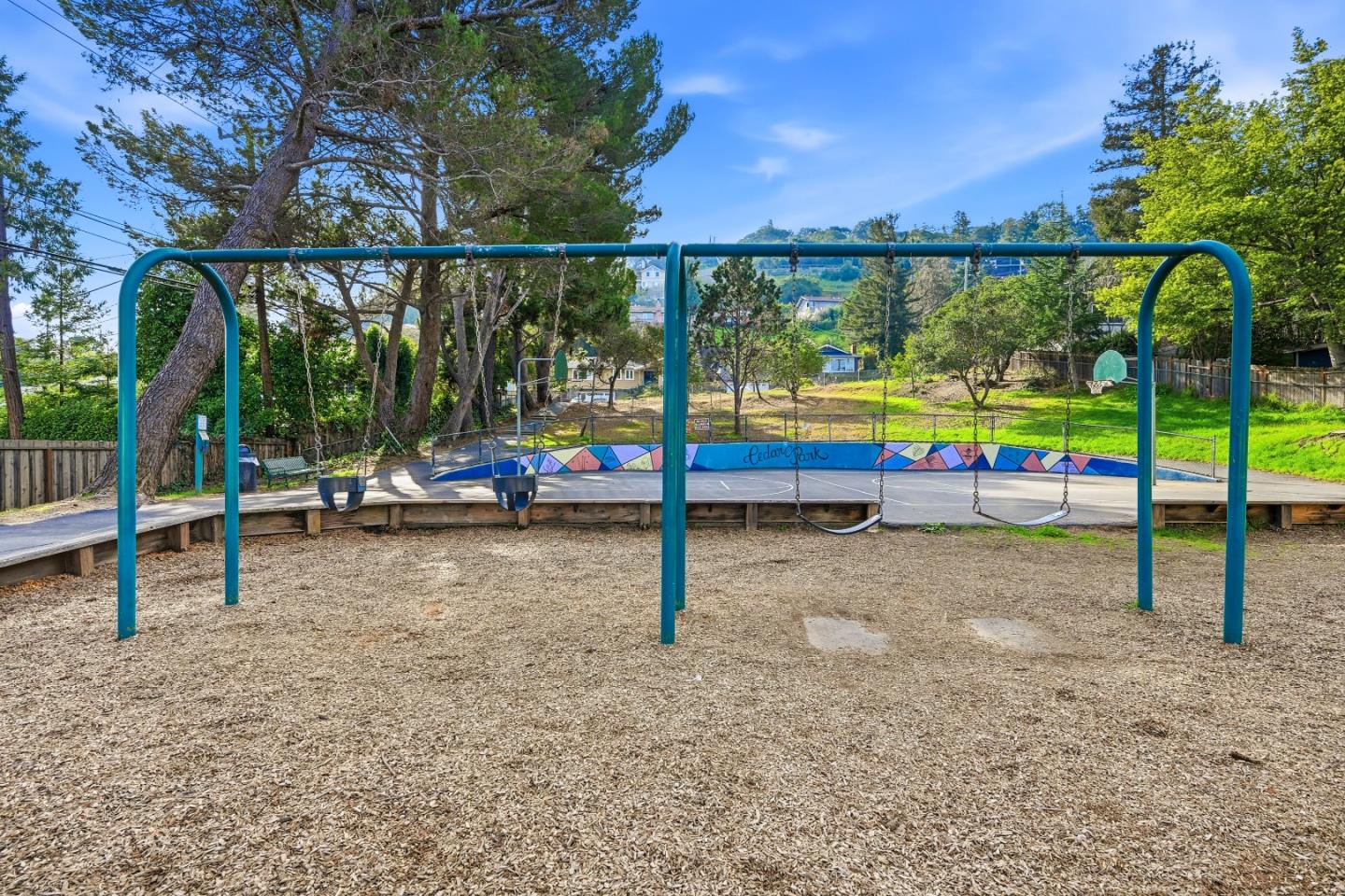 Detail Gallery Image 145 of 162 For 1609 Molitor Rd, Belmont,  CA 94002 - 4 Beds | 3 Baths