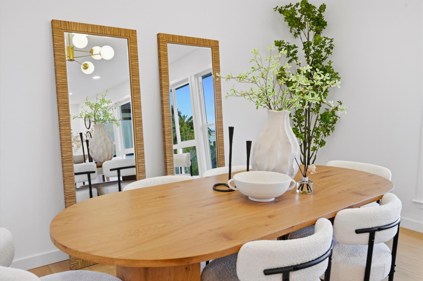 Detail Gallery Image 39 of 162 For 1609 Molitor Rd, Belmont,  CA 94002 - 4 Beds | 3 Baths