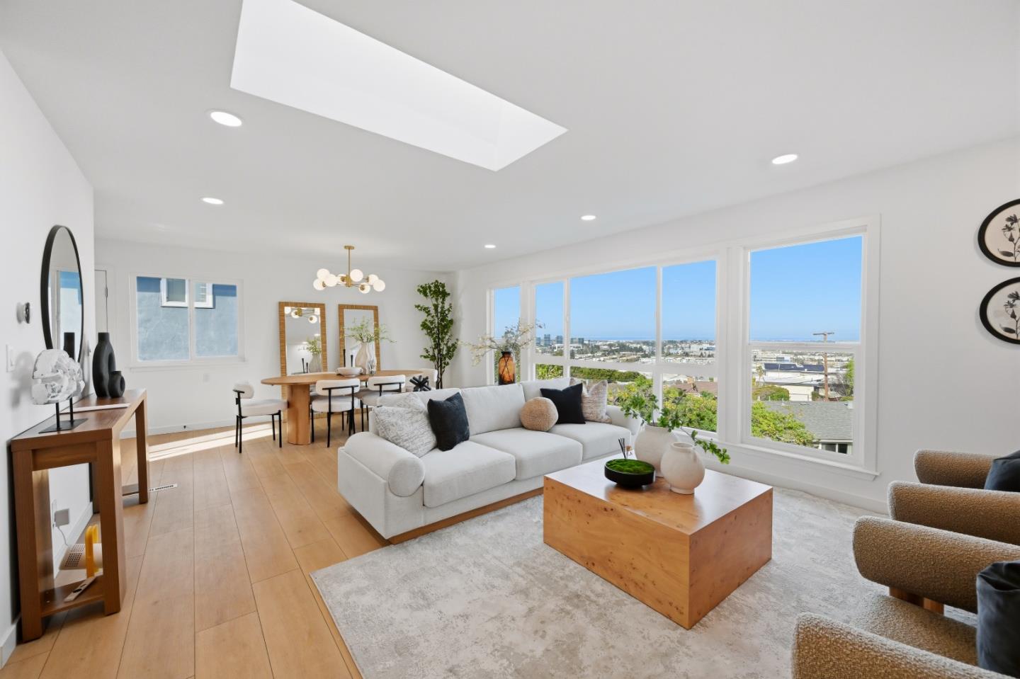 Detail Gallery Image 8 of 162 For 1609 Molitor Rd, Belmont,  CA 94002 - 4 Beds | 3 Baths