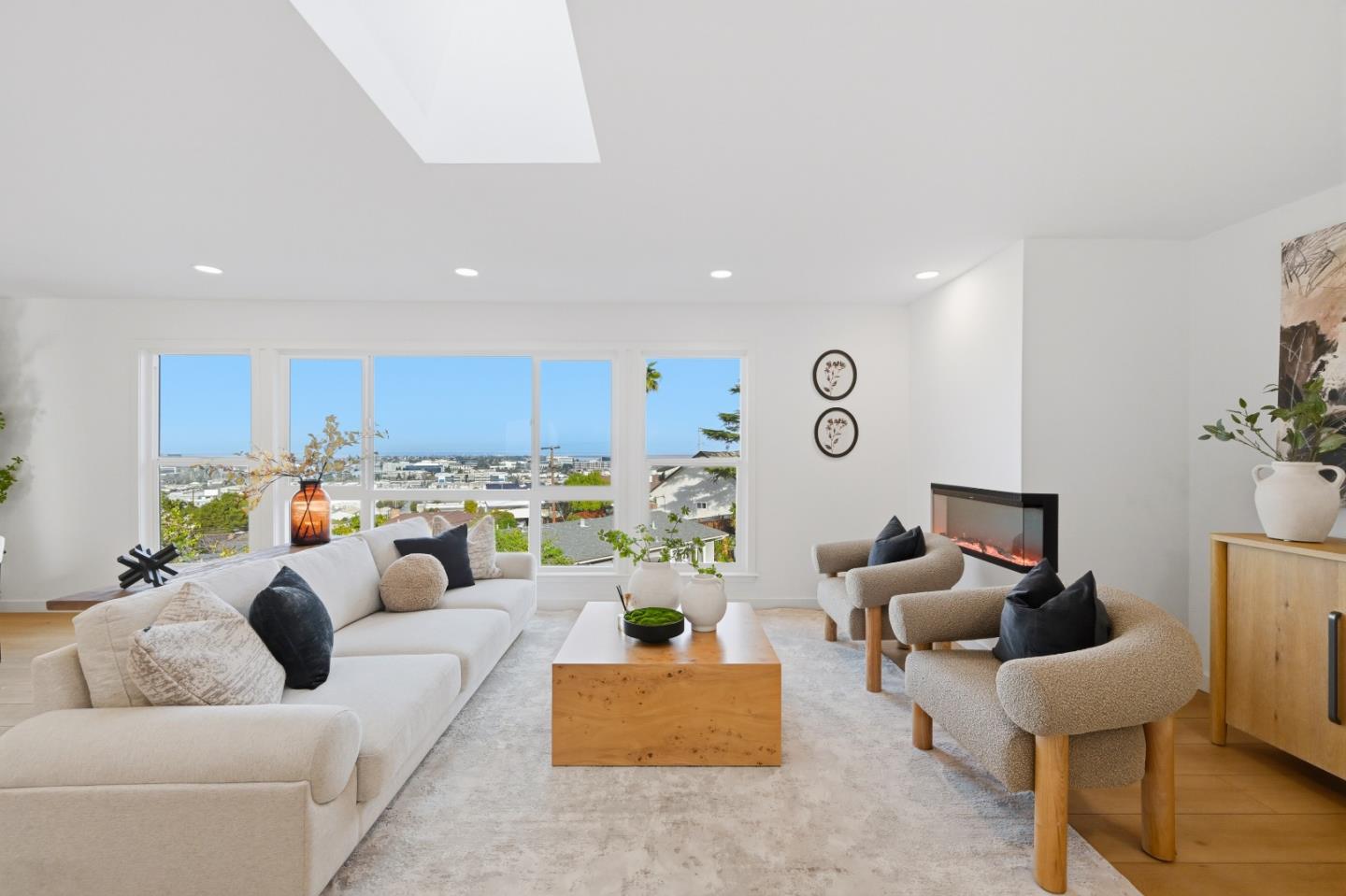 Detail Gallery Image 9 of 162 For 1609 Molitor Rd, Belmont,  CA 94002 - 4 Beds | 3 Baths