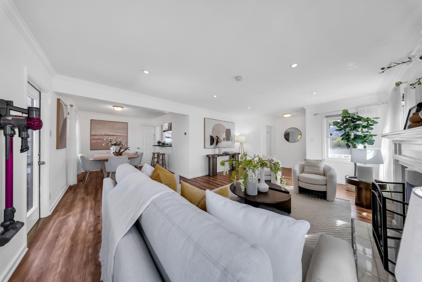 Detail Gallery Image 7 of 29 For 10 Colegrove Ct, San Mateo,  CA 94403 - 2 Beds | 2 Baths