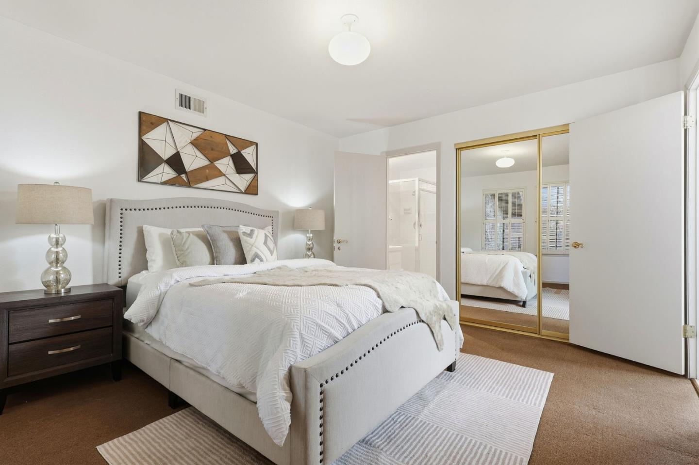 Detail Gallery Image 20 of 42 For 100 Rizal Dr, Hillsborough,  CA 94010 - 4 Beds | 3/1 Baths