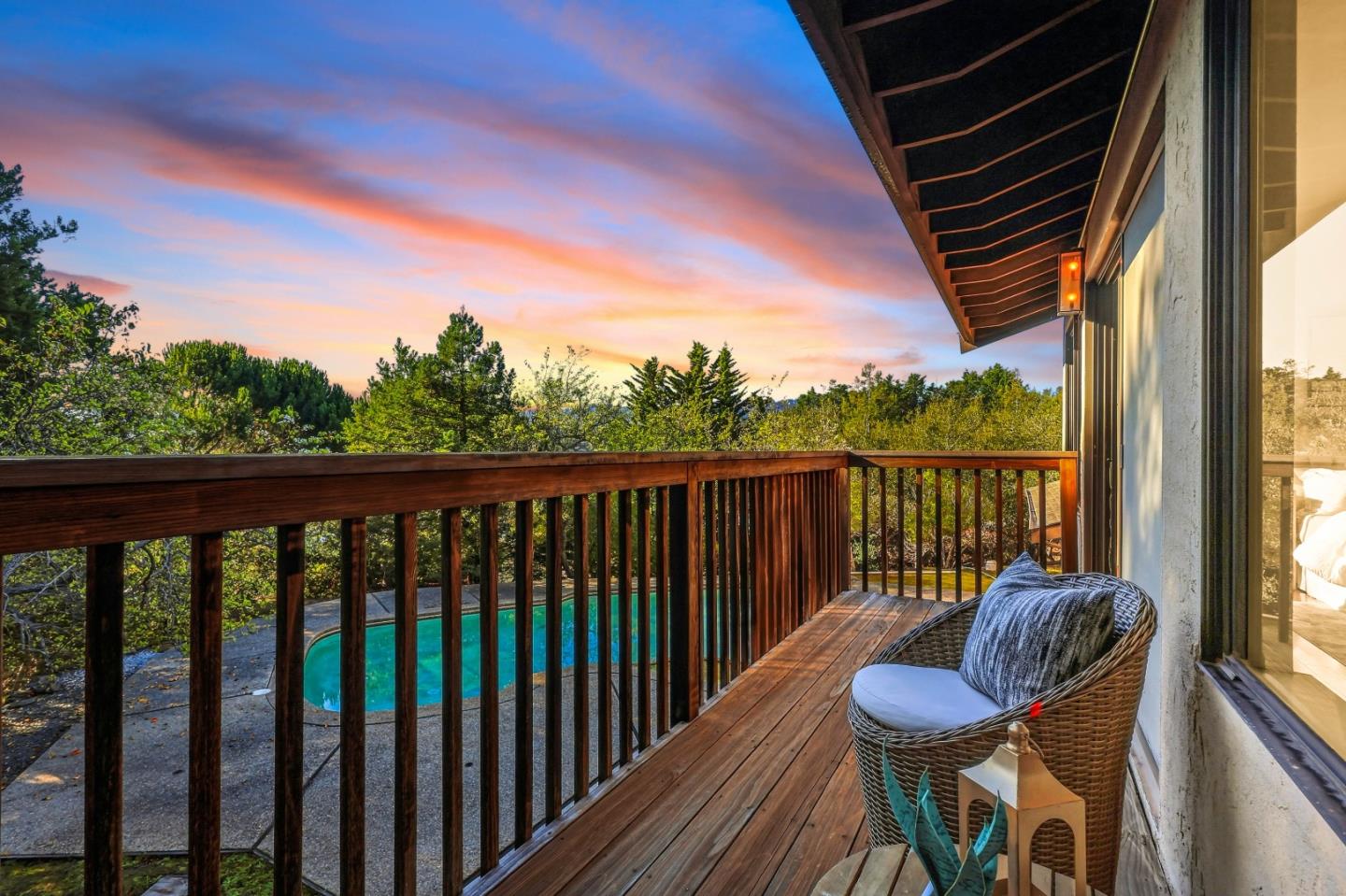 Detail Gallery Image 34 of 42 For 100 Rizal Dr, Hillsborough,  CA 94010 - 4 Beds | 3/1 Baths