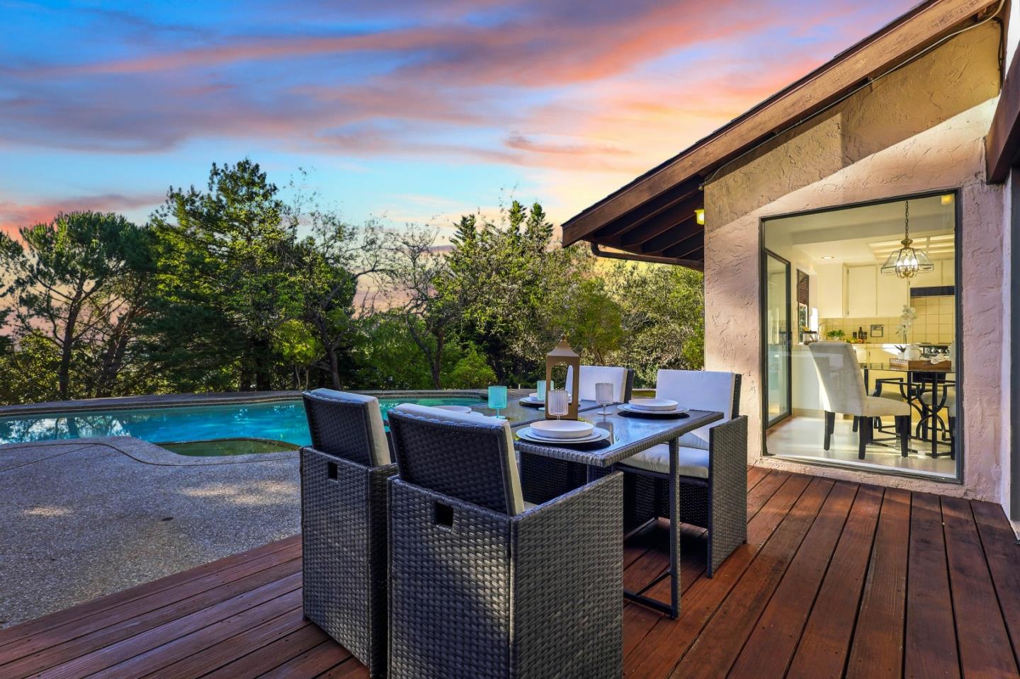 Detail Gallery Image 36 of 42 For 100 Rizal Dr, Hillsborough,  CA 94010 - 4 Beds | 3/1 Baths