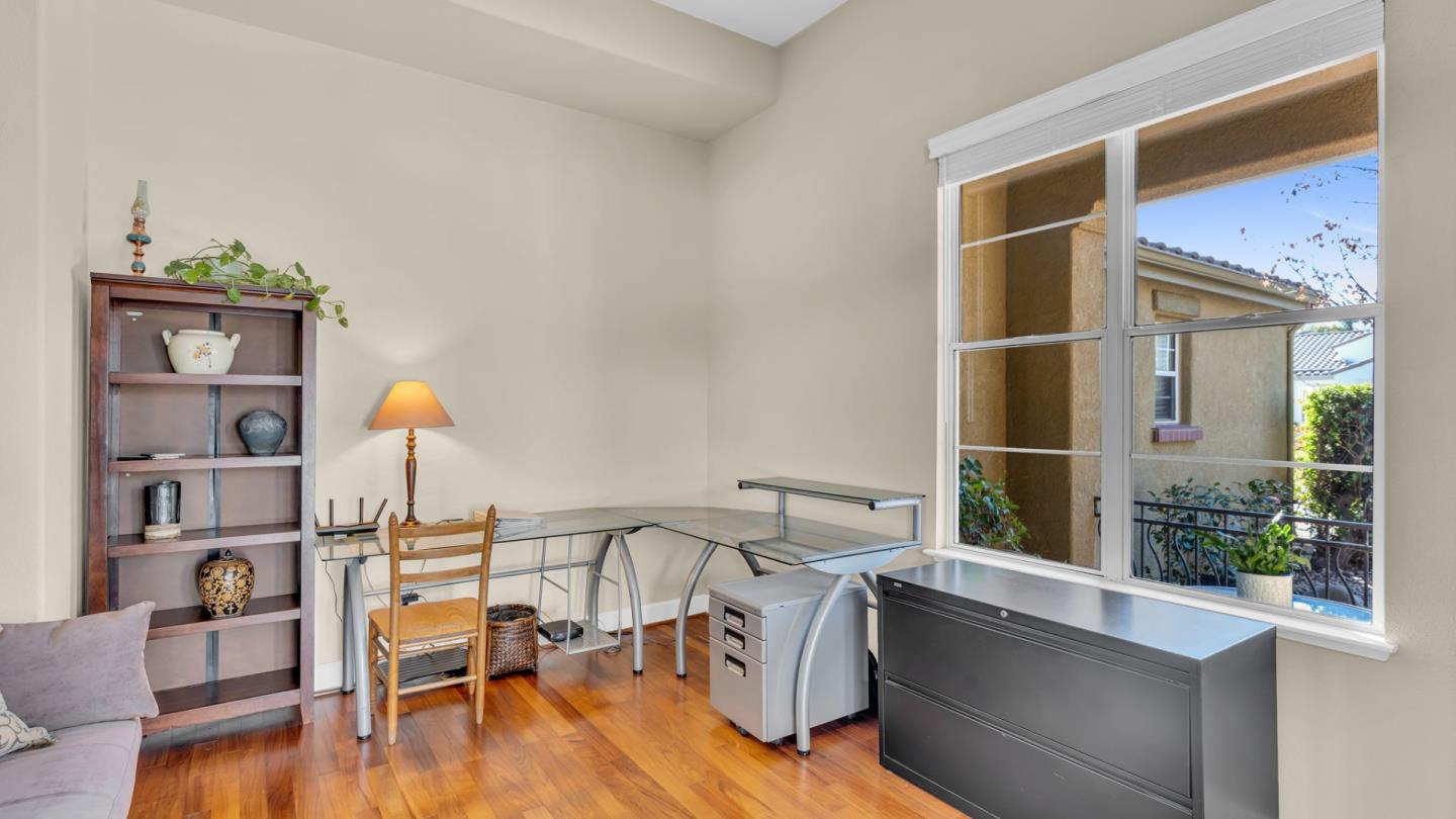 Detail Gallery Image 10 of 49 For 19098 Ravenswood Ct, Morgan Hill,  CA 95037 - 3 Beds | 2/1 Baths