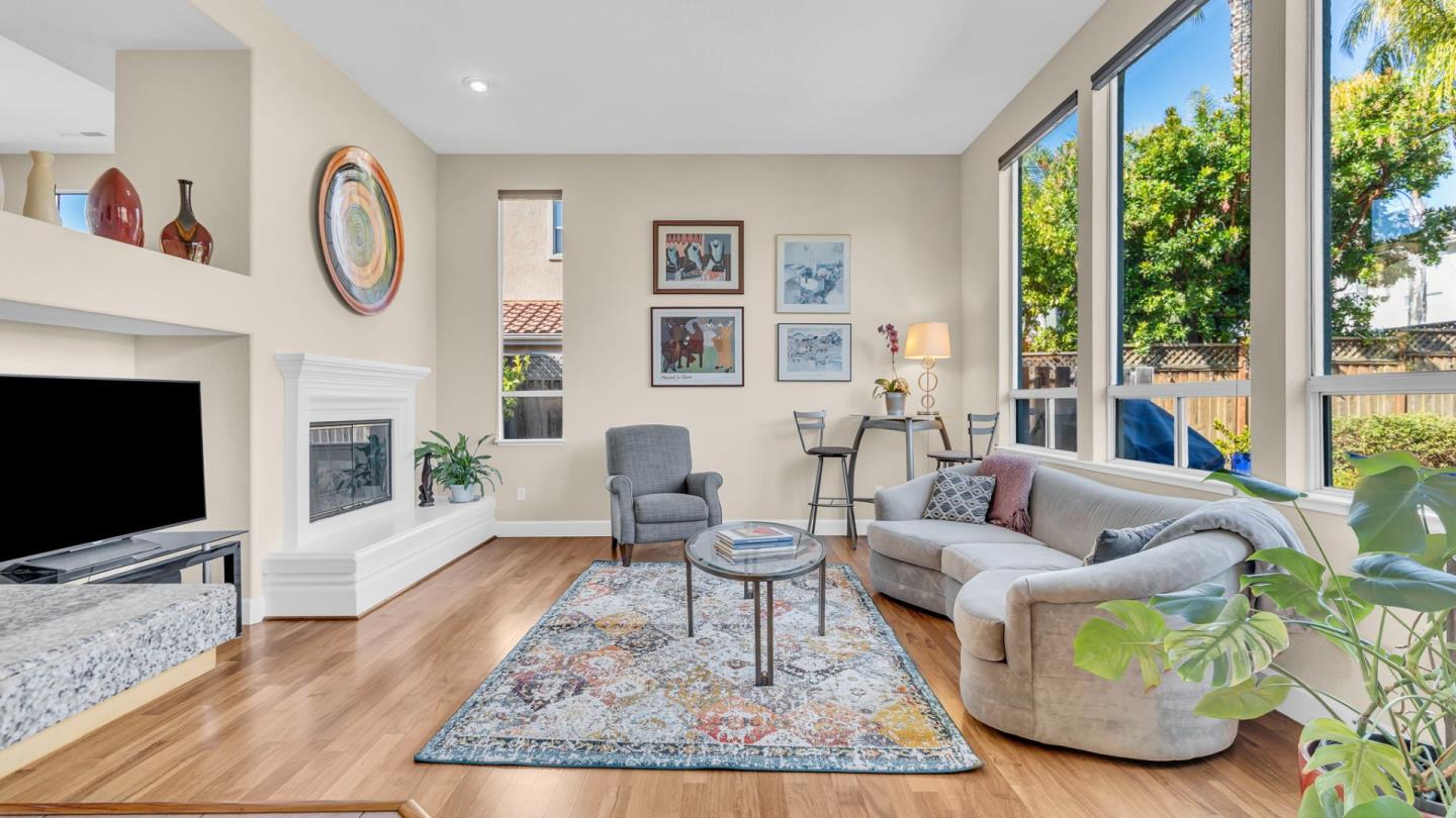 Detail Gallery Image 16 of 49 For 19098 Ravenswood Ct, Morgan Hill,  CA 95037 - 3 Beds | 2/1 Baths