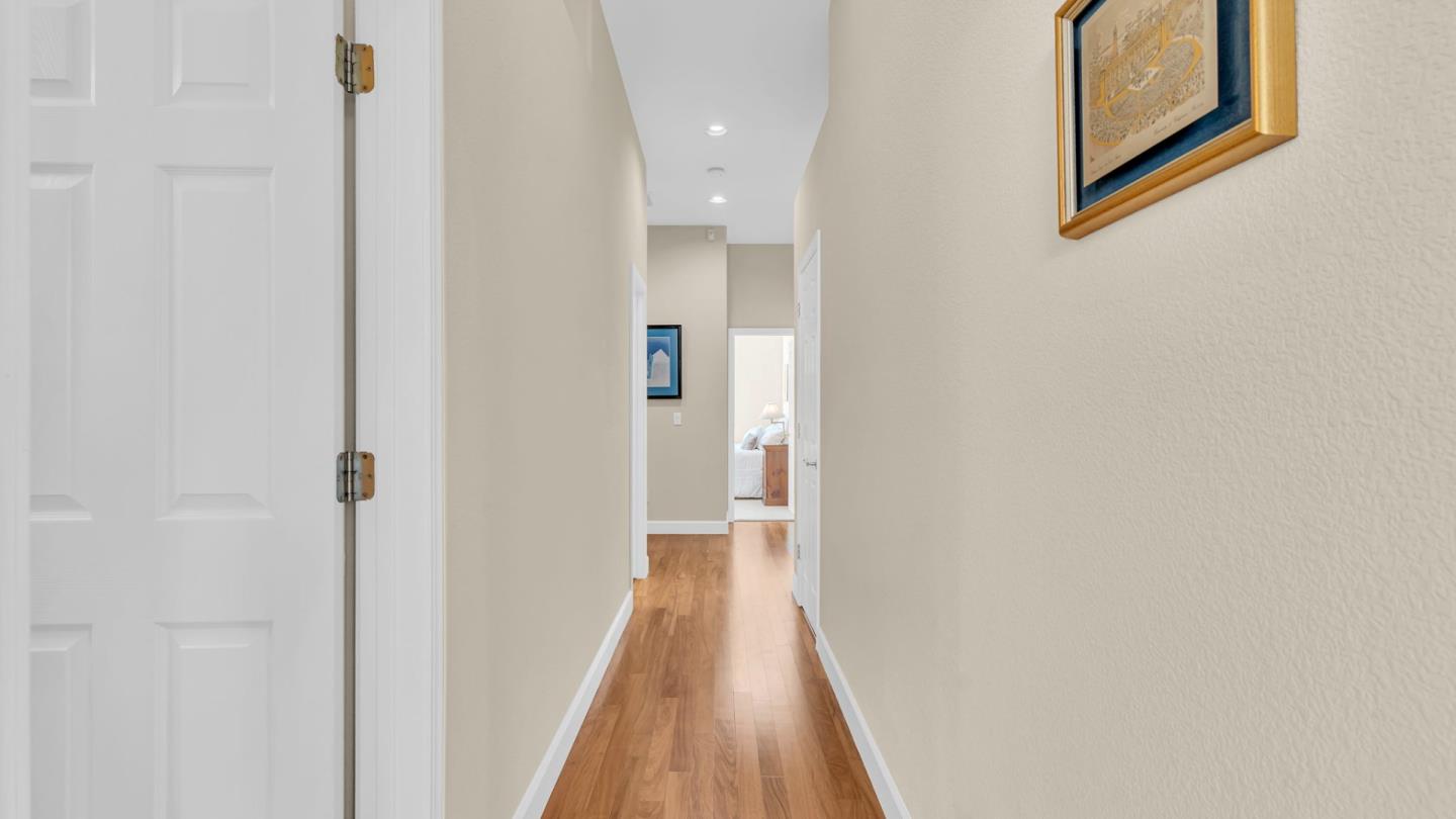 Detail Gallery Image 27 of 49 For 19098 Ravenswood Ct, Morgan Hill,  CA 95037 - 3 Beds | 2/1 Baths