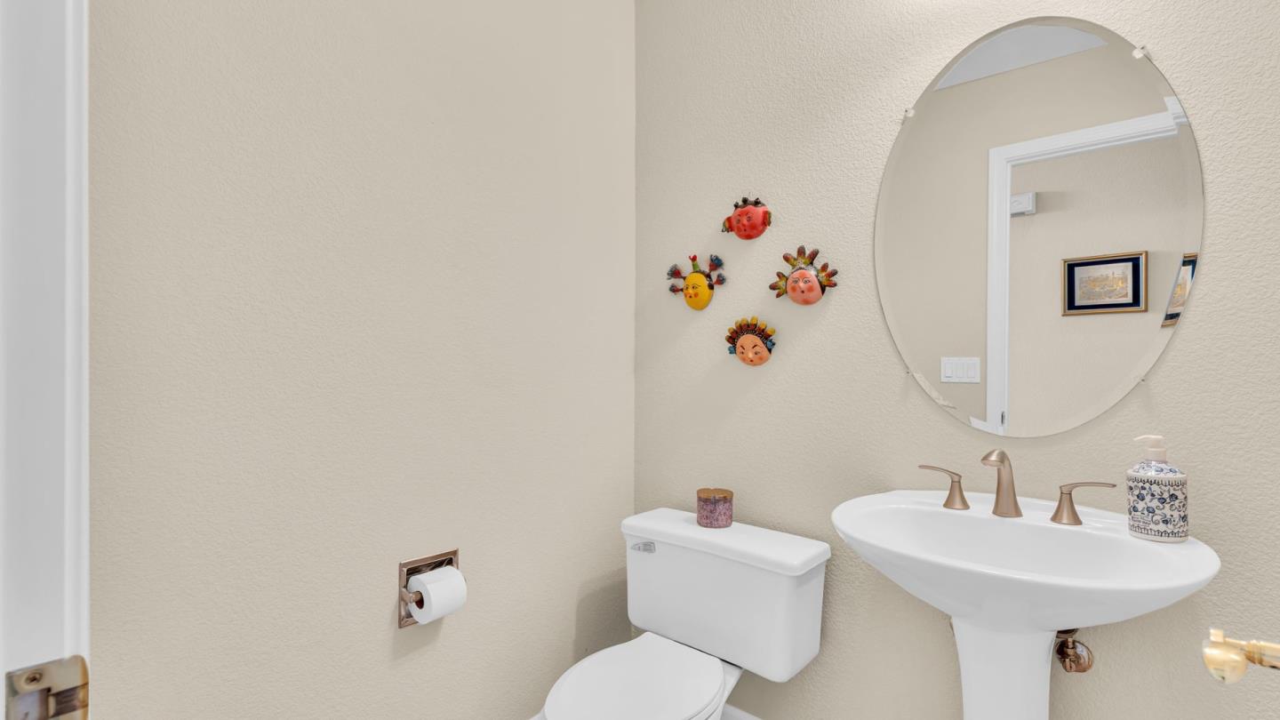 Detail Gallery Image 29 of 49 For 19098 Ravenswood Ct, Morgan Hill,  CA 95037 - 3 Beds | 2/1 Baths