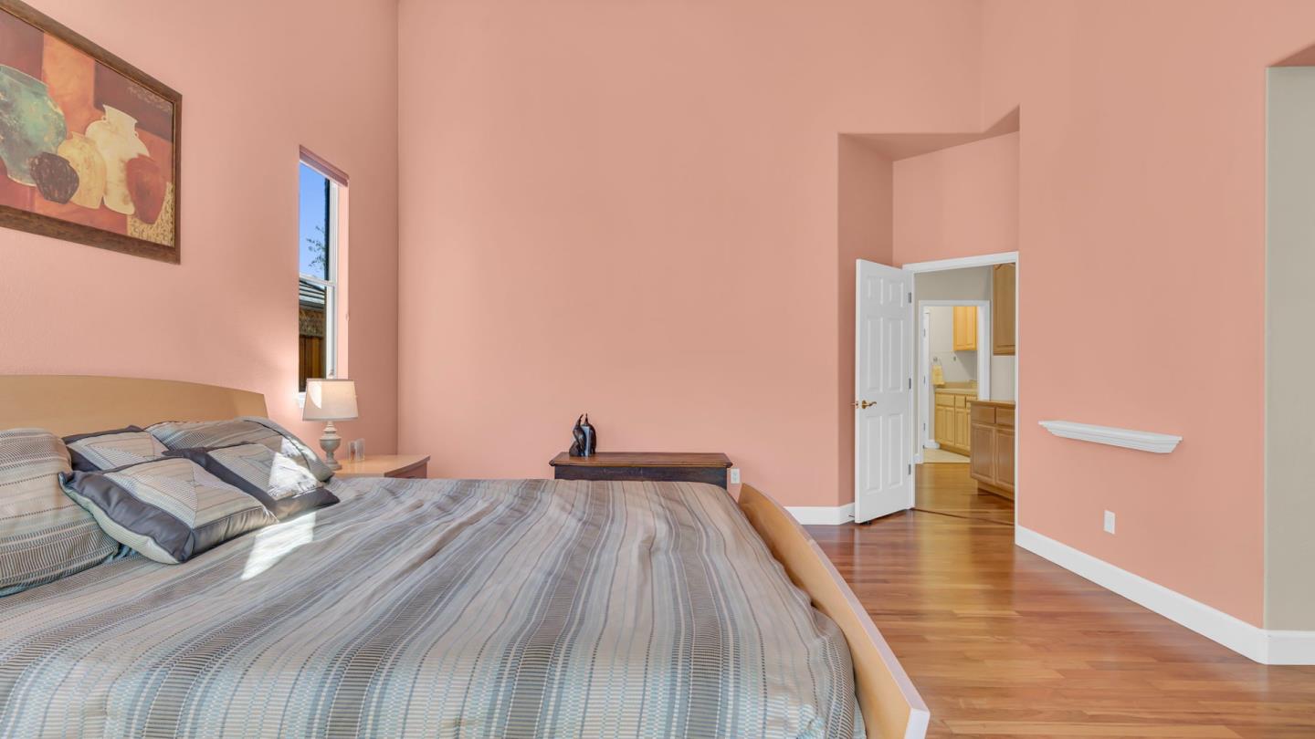 Detail Gallery Image 33 of 49 For 19098 Ravenswood Ct, Morgan Hill,  CA 95037 - 3 Beds | 2/1 Baths