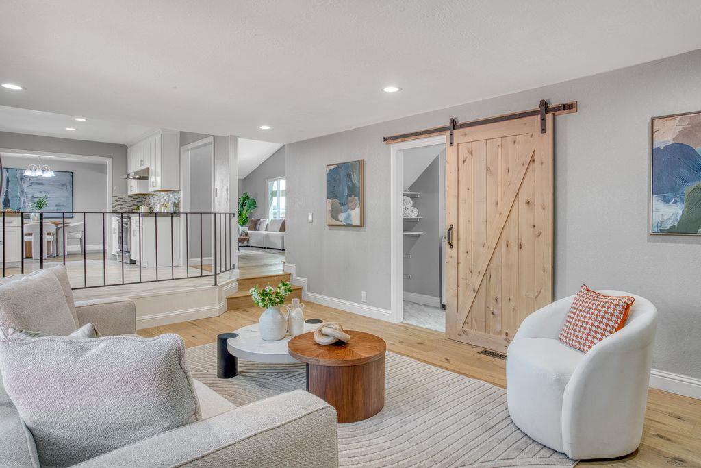 Detail Gallery Image 14 of 44 For 3530 Carlsbad Ct, Pleasanton,  CA 94588 - 3 Beds | 2/1 Baths