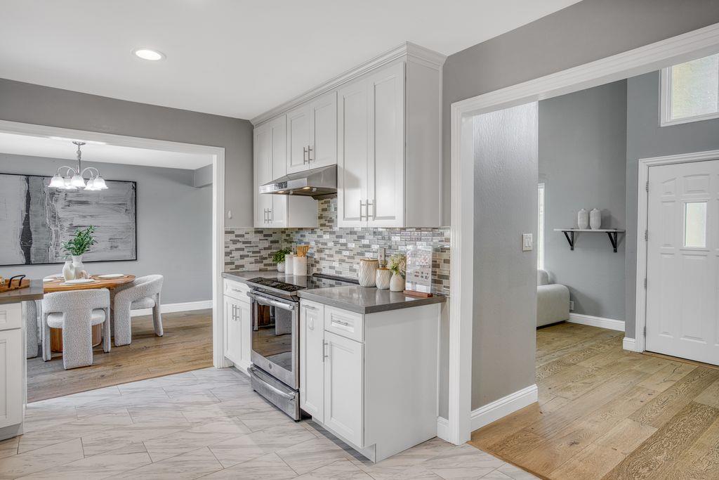 Detail Gallery Image 19 of 44 For 3530 Carlsbad Ct, Pleasanton,  CA 94588 - 3 Beds | 2/1 Baths