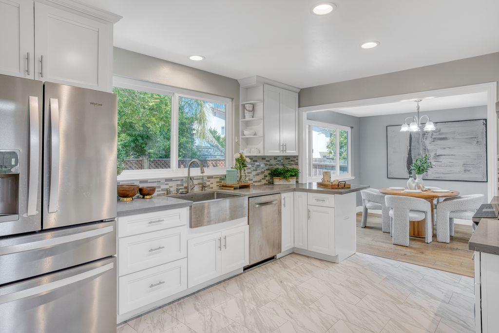 Detail Gallery Image 23 of 44 For 3530 Carlsbad Ct, Pleasanton,  CA 94588 - 3 Beds | 2/1 Baths