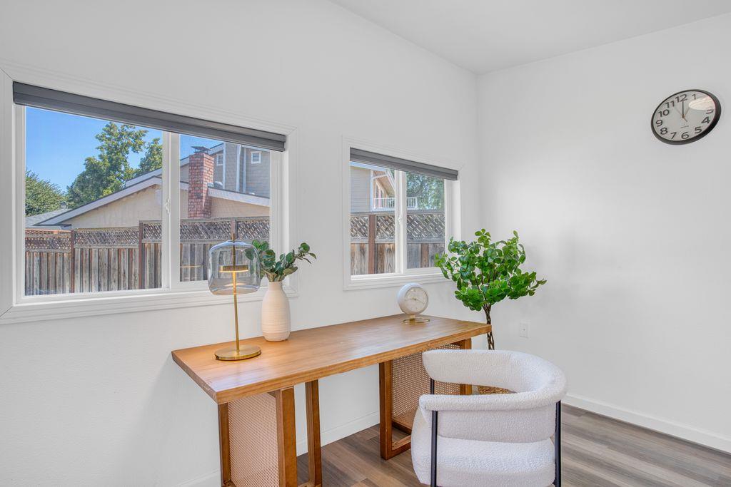 Detail Gallery Image 25 of 44 For 3530 Carlsbad Ct, Pleasanton,  CA 94588 - 3 Beds | 2/1 Baths