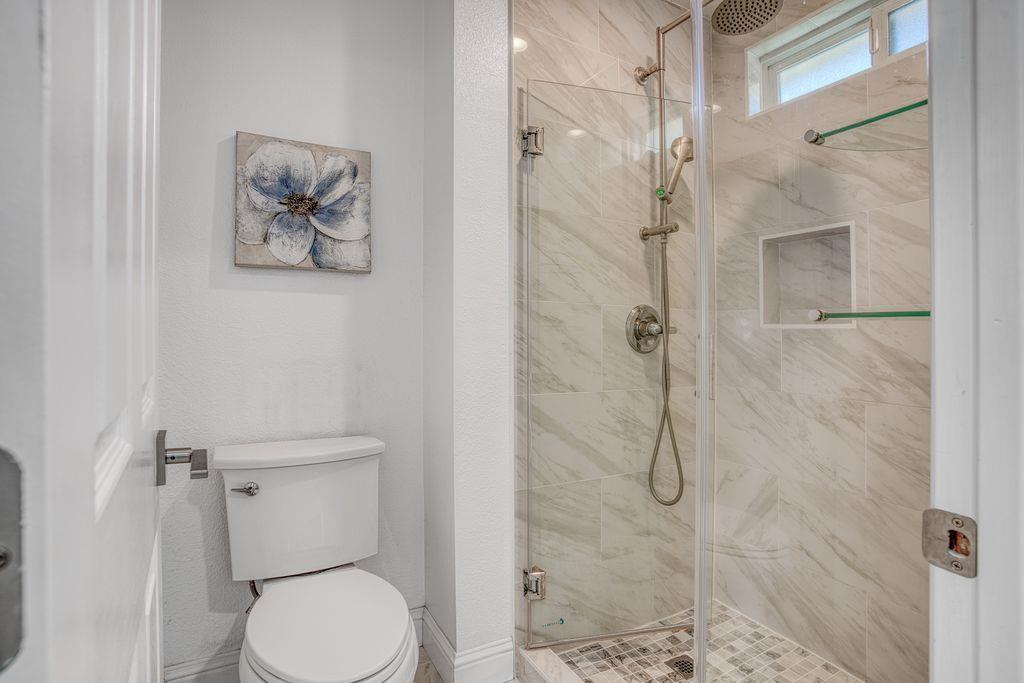 Detail Gallery Image 37 of 44 For 3530 Carlsbad Ct, Pleasanton,  CA 94588 - 3 Beds | 2/1 Baths