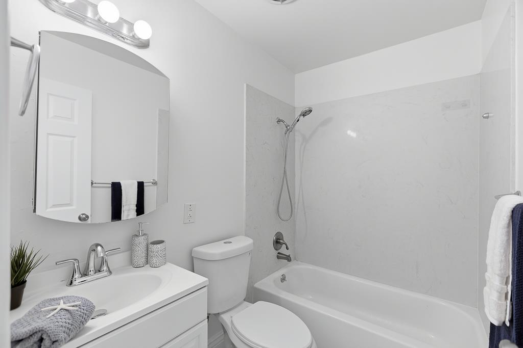 Detail Gallery Image 29 of 64 For 1183 Saratoga Ave, East Palo Alto,  CA 94303 - 4 Beds | 2 Baths