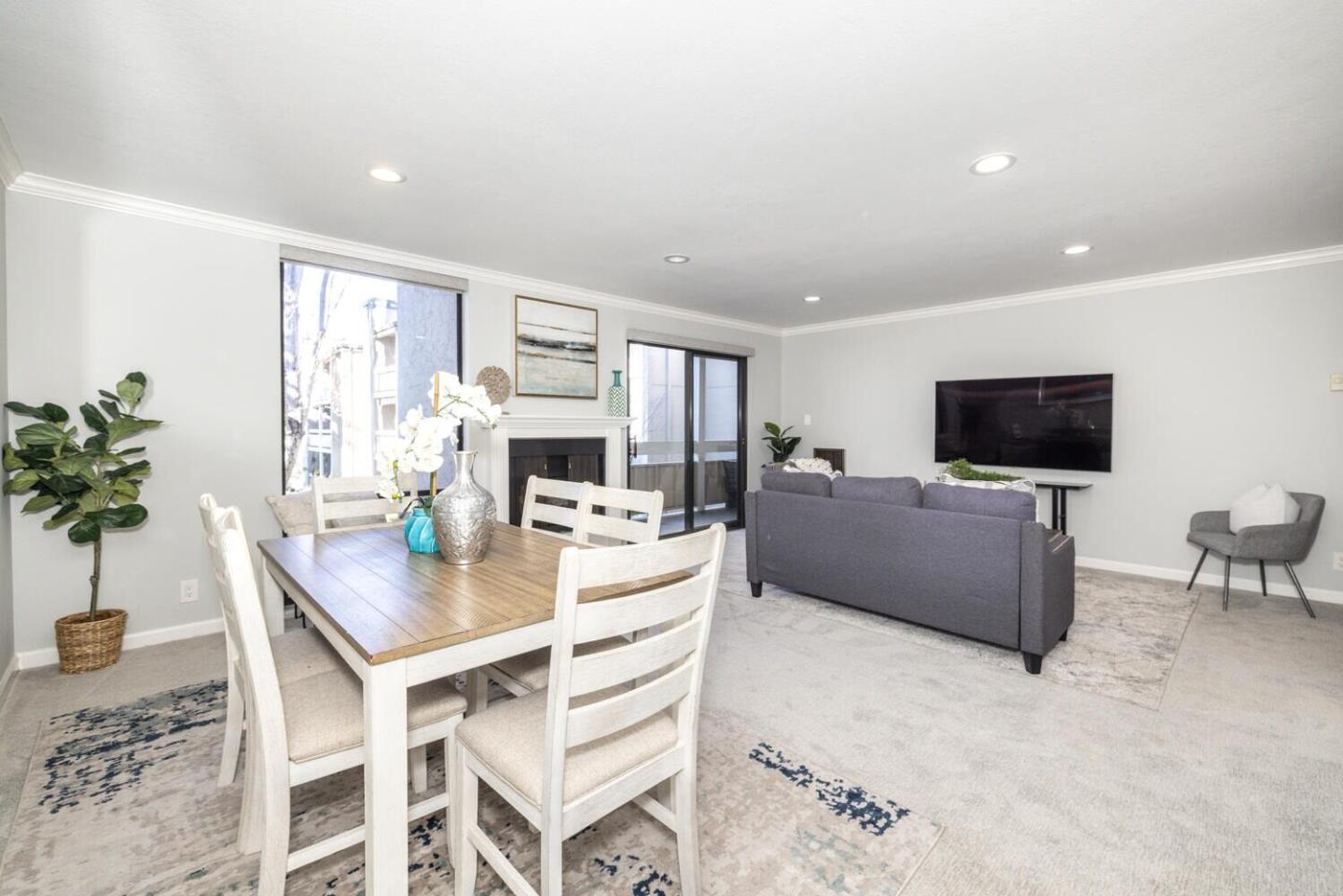 Detail Gallery Image 11 of 29 For 1171 Compass Ln #216,  Foster City,  CA 94404 - 2 Beds | 2 Baths