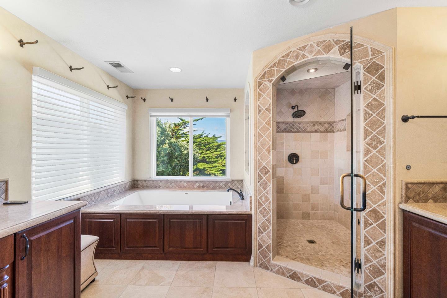 Detail Gallery Image 45 of 57 For 181 Turnberry Rd, Half Moon Bay,  CA 94019 - 4 Beds | 3 Baths