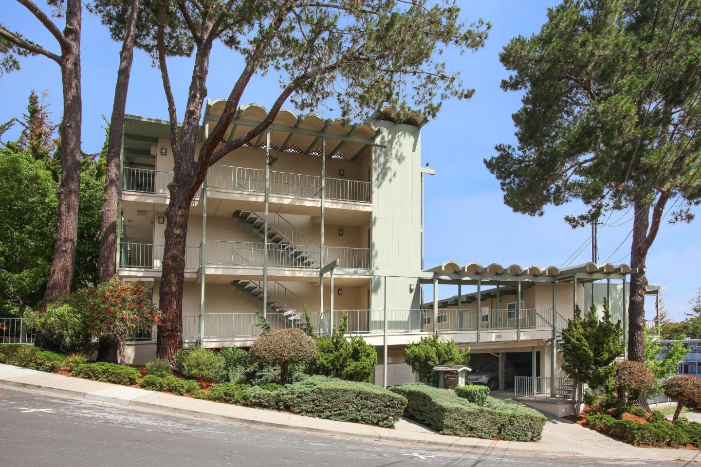 2200 Village Court, Belmont, CA, 94002