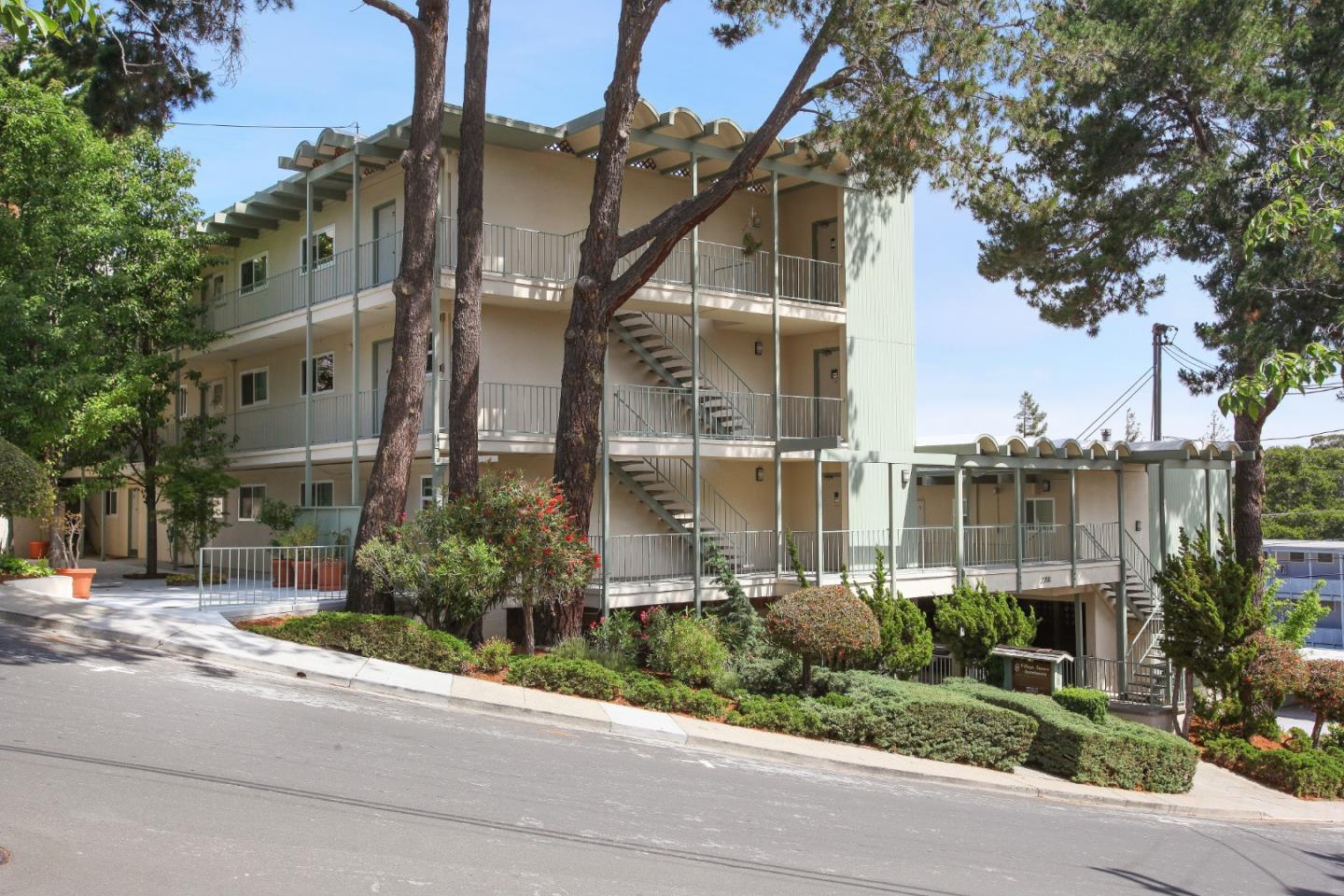 2200 Village Court, Belmont, CA, 94002