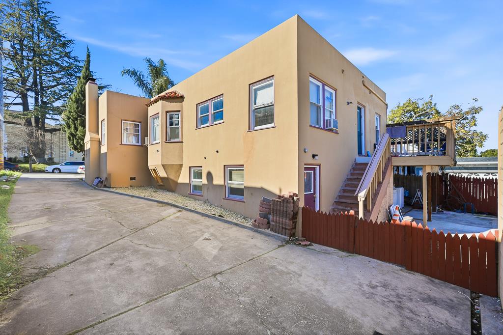 Detail Gallery Image 7 of 15 For 22234 Prospect St, Hayward,  CA 94541 - 3 Beds | 2 Baths