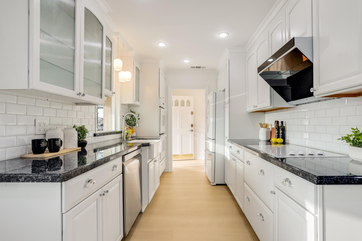 Detail Gallery Image 13 of 36 For 631 Nicholson Ave, Santa Clara,  CA 95051 - 3 Beds | 2 Baths