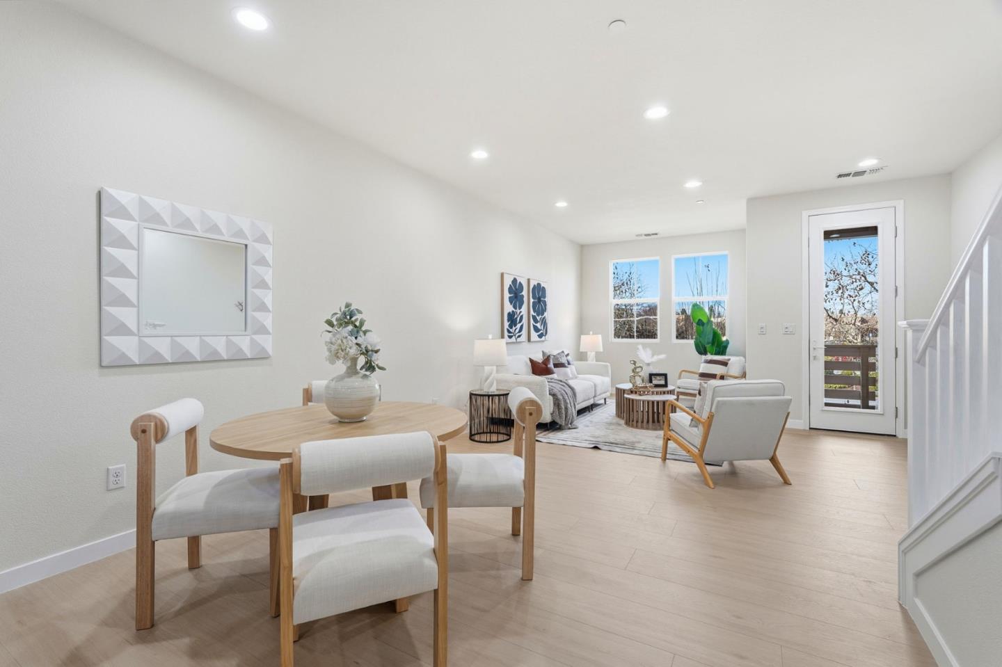 Detail Gallery Image 15 of 40 For 168 E Main Ave, Morgan Hill,  CA 95037 - 3 Beds | 3 Baths