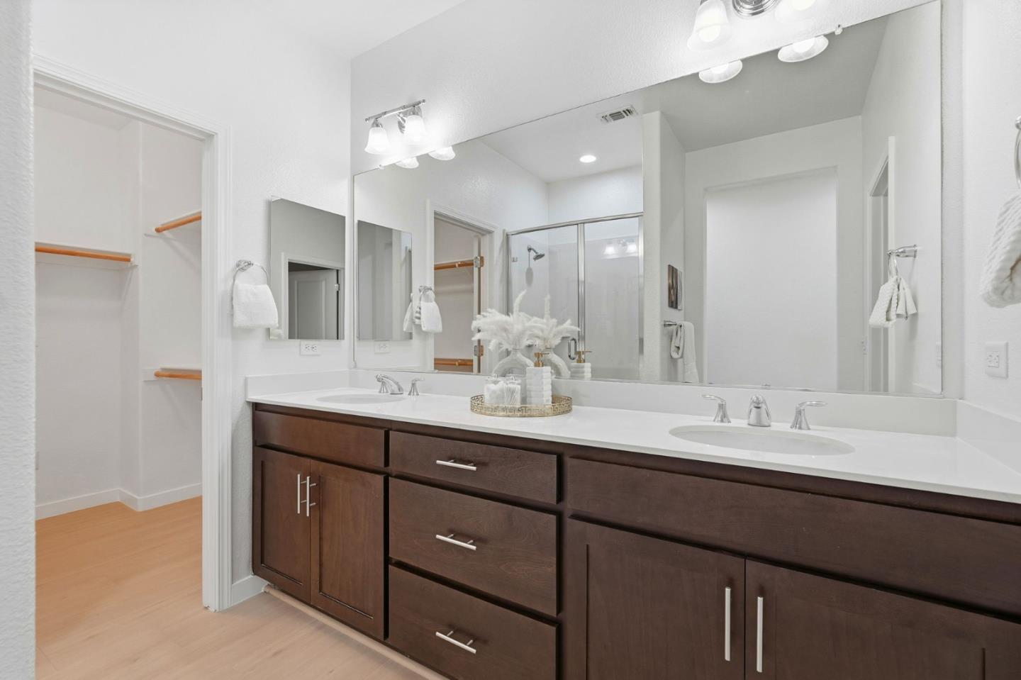 Detail Gallery Image 27 of 40 For 168 E Main Ave, Morgan Hill,  CA 95037 - 3 Beds | 3 Baths