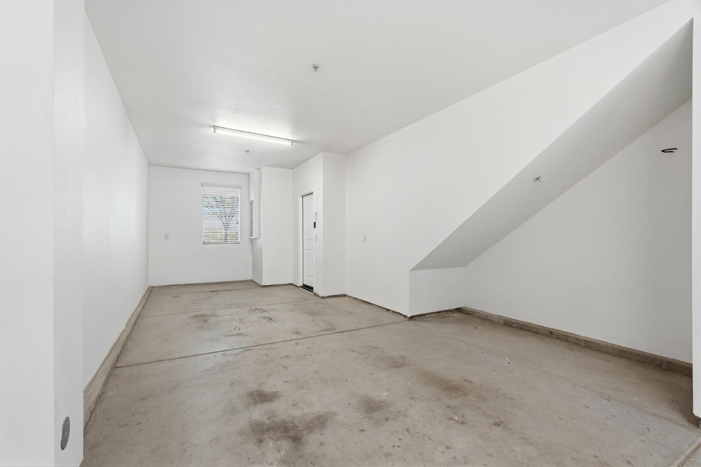 Detail Gallery Image 31 of 40 For 168 E Main Ave, Morgan Hill,  CA 95037 - 3 Beds | 3 Baths